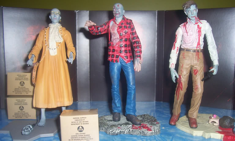  NECA Cult Classics Series 4 Action Figure Plaid Zombie From  Dawn of the Dead : Toys & Games